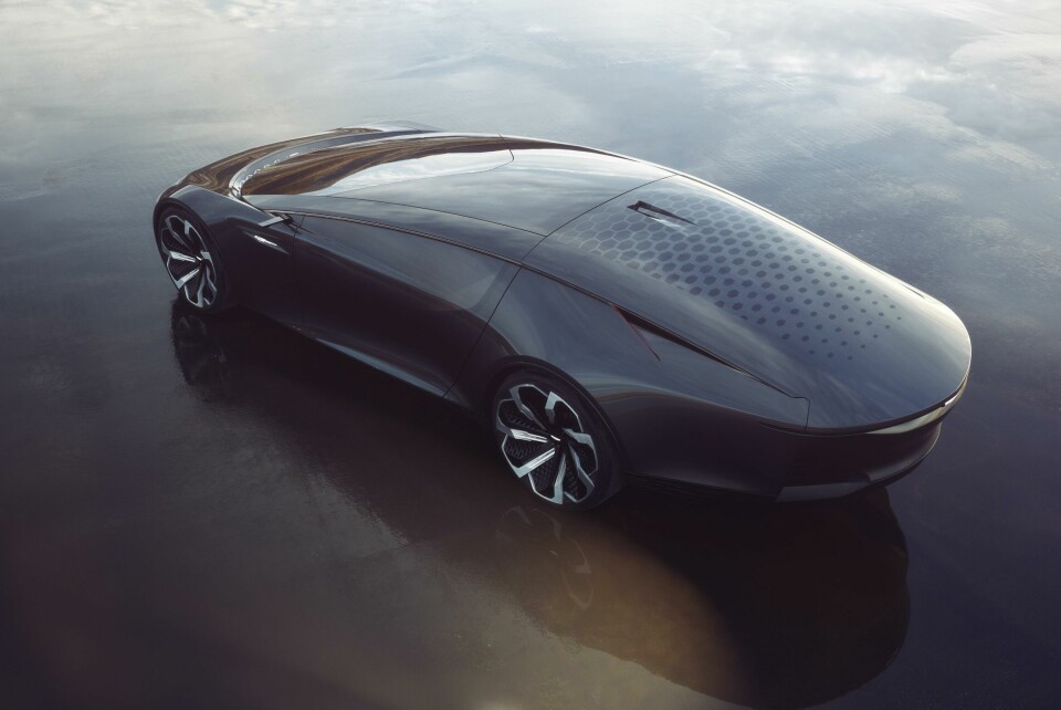 How batteries will shape car design 5-Cadillac-Halo-Concept-InnerSpace