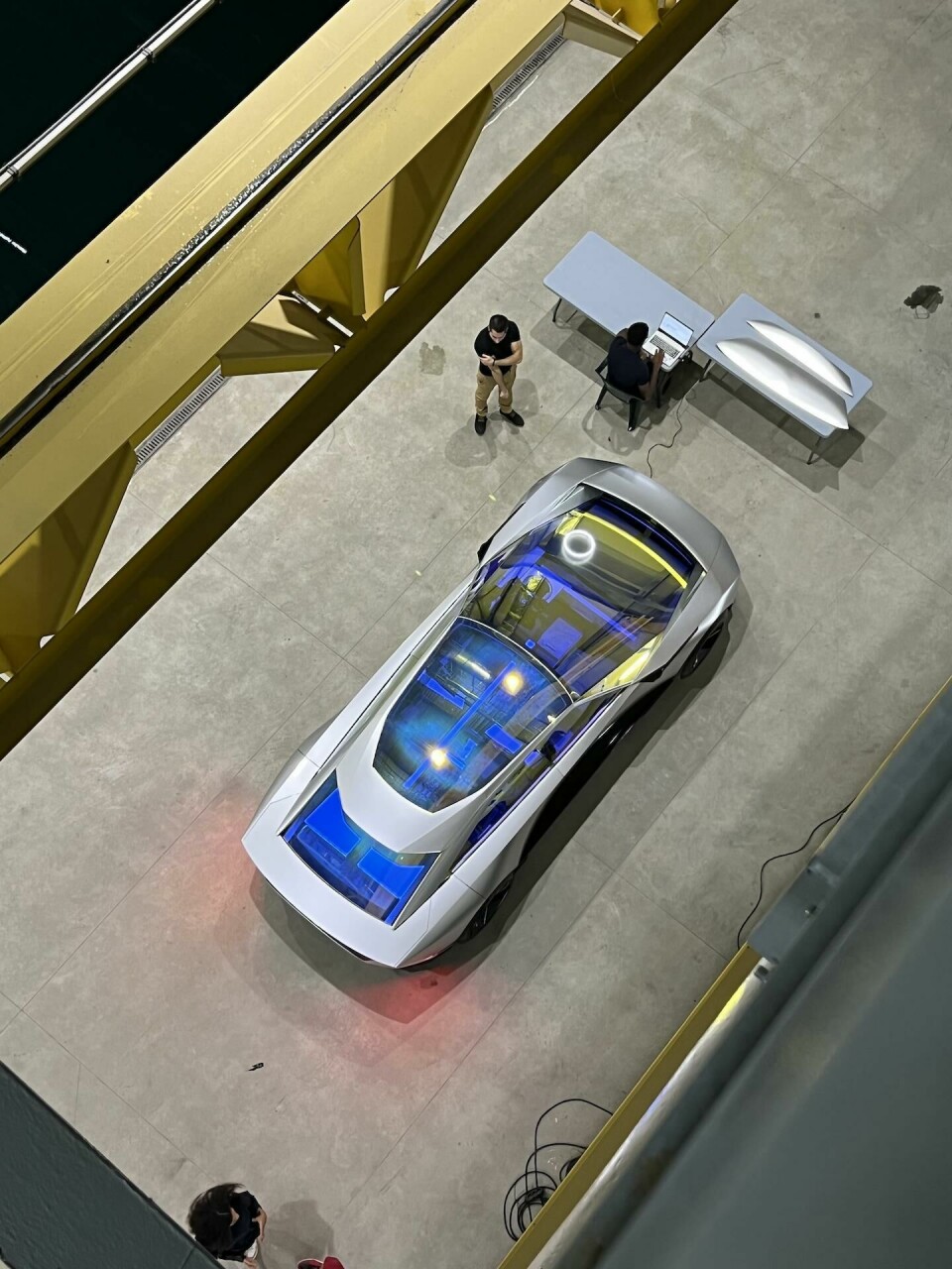An aerial view of the Inception concept – check out that windscreen Peugeot Inception concept studio 2