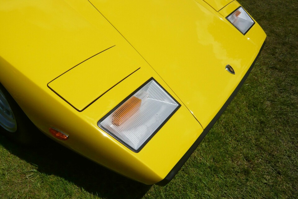 1975 Lamborghini Countach Periscopo 1975 Lamborghini Countach Periscopo - front detail