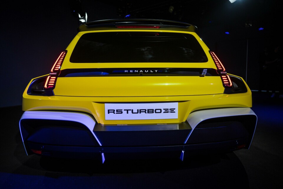 Rear of the Renault 5 Turbo 3E MG300016