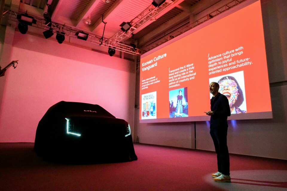 Karim Habib presenting the Kia EV9 Karim H presenting the Kia EV9