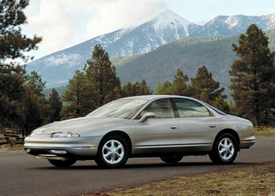 The three-box sedan: requiem or revival? oldsmobile_aurora_69