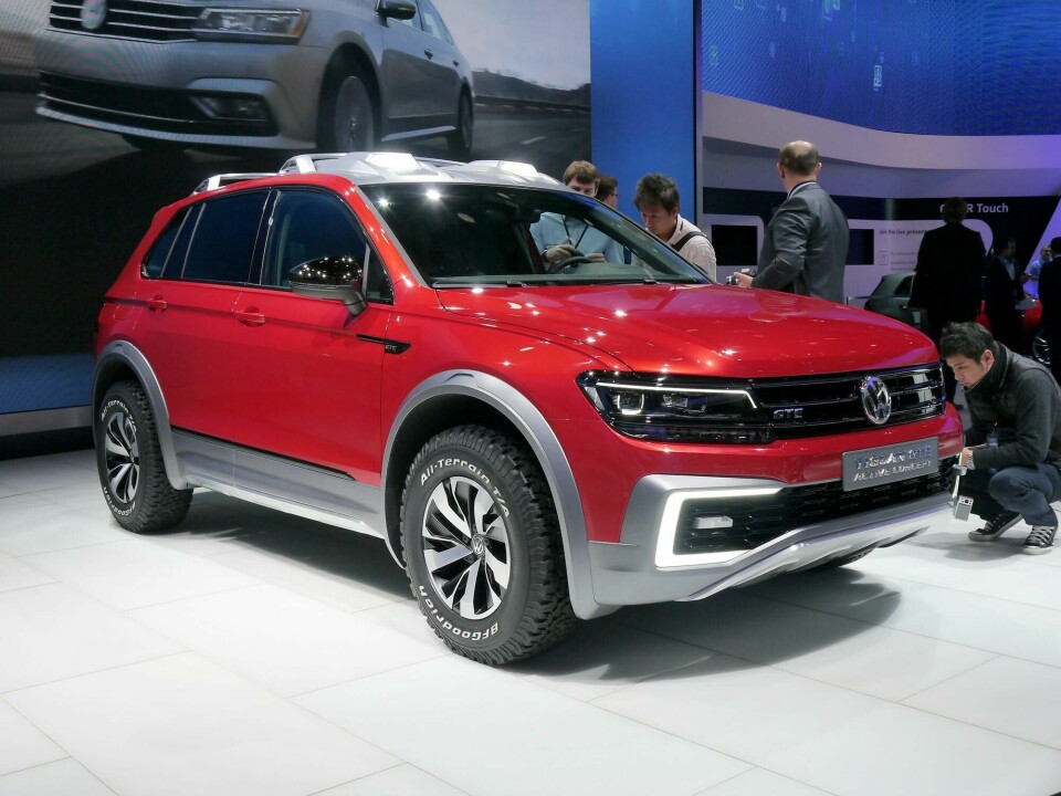 Detroit 2016: VW Tiguan GTE Active concept captures a moment in time vw-tiguan-gte-active-02