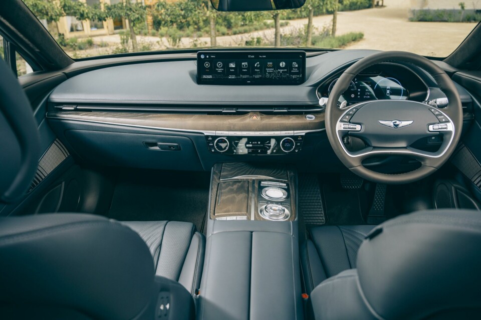 The unfussy G80 interior Genesis G80 interior