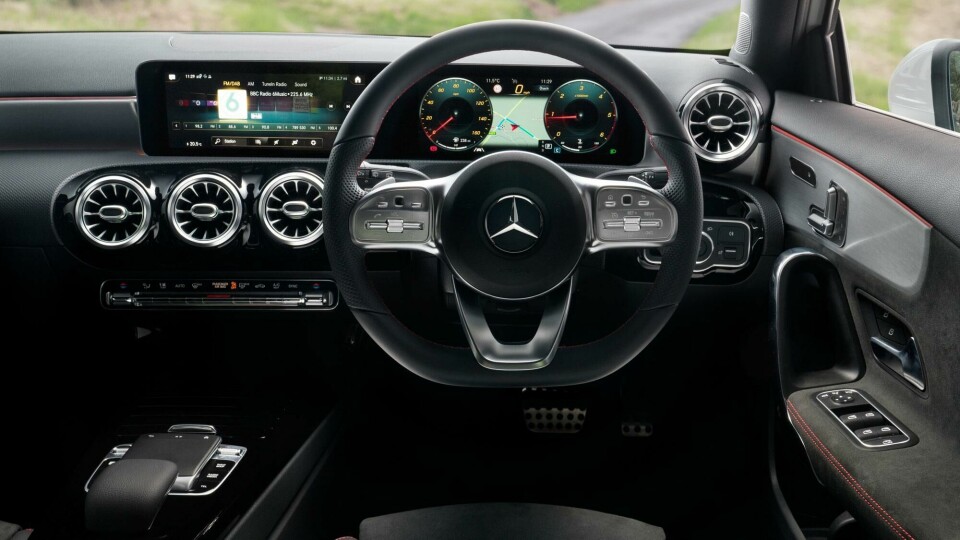 UX Analysis: Mercedes-Benz A-Class ‘MBUX’ mbux-hardware-layout.jpg