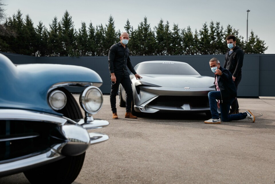The design team reviews the 2022 remake against the ’50s original 7. 1954 Buick Wildcat close-up with 2022 Buick Wildcat EV Concept on GM Ponderosa
