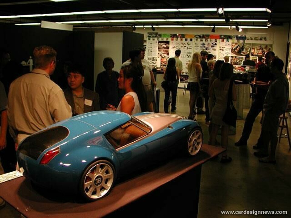Art Center College of Design summer show 2001 B Aseniors 024
