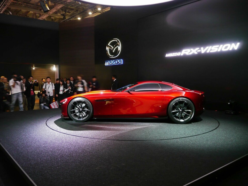 Tokyo 2015: Mazda RX-Vision makes its case for car of the show mazda-rx-vision-02