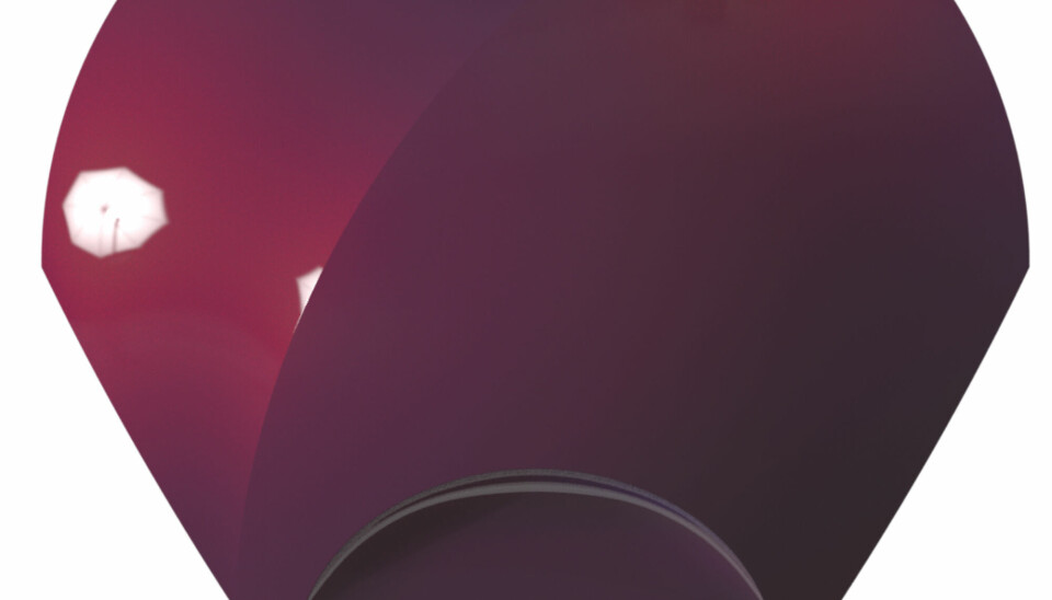 Note how the colour shifts in the light